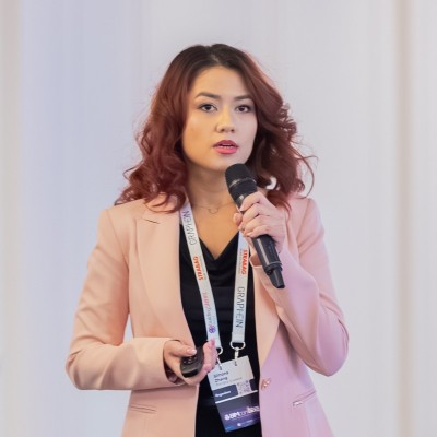 Zhang Han-Lu Simona